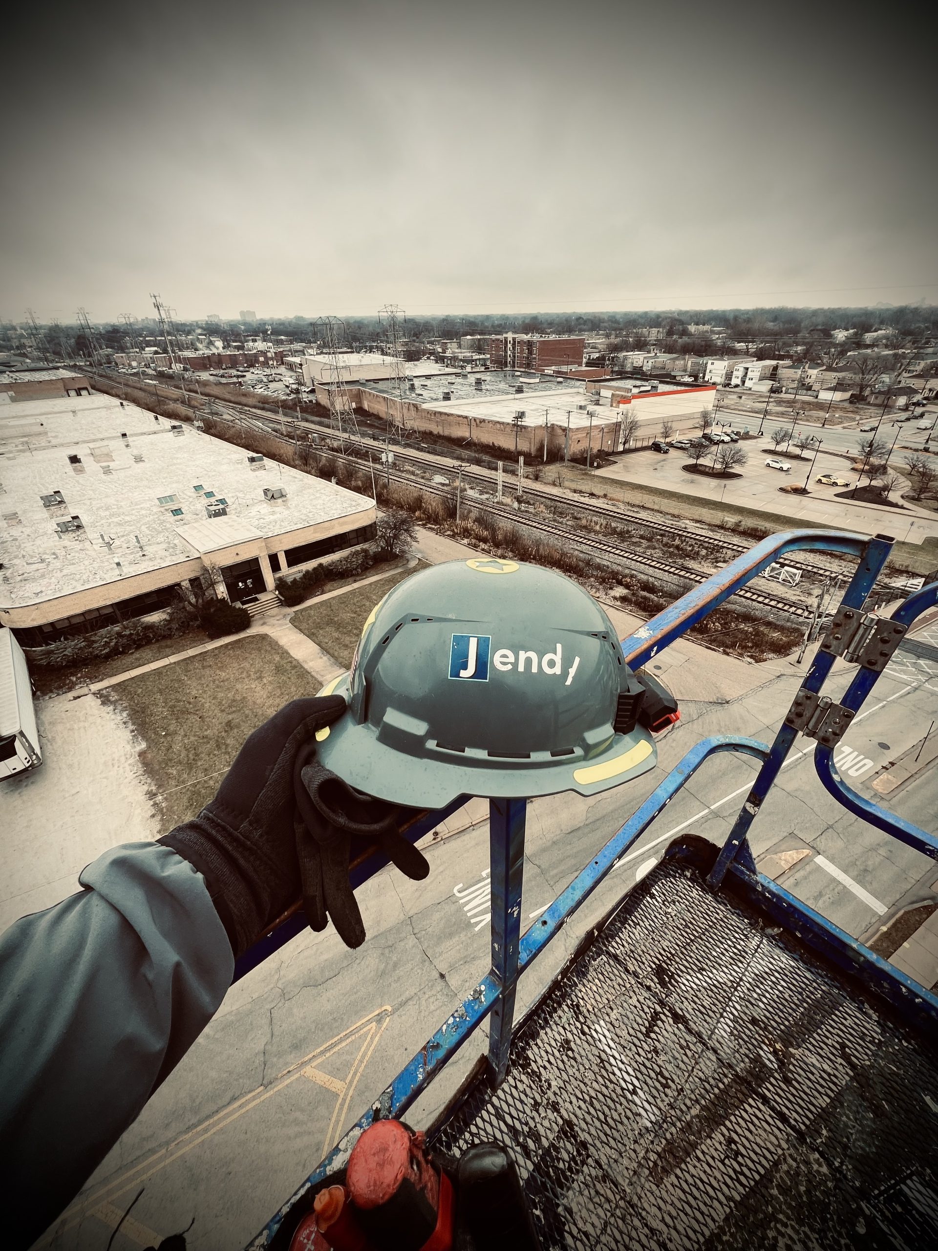 Jendy Verkada Mechanical Lifts